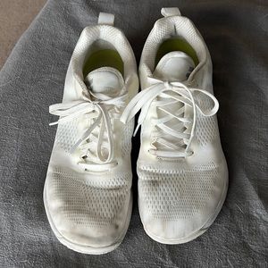 Strike Mvmnt Haze Trainer